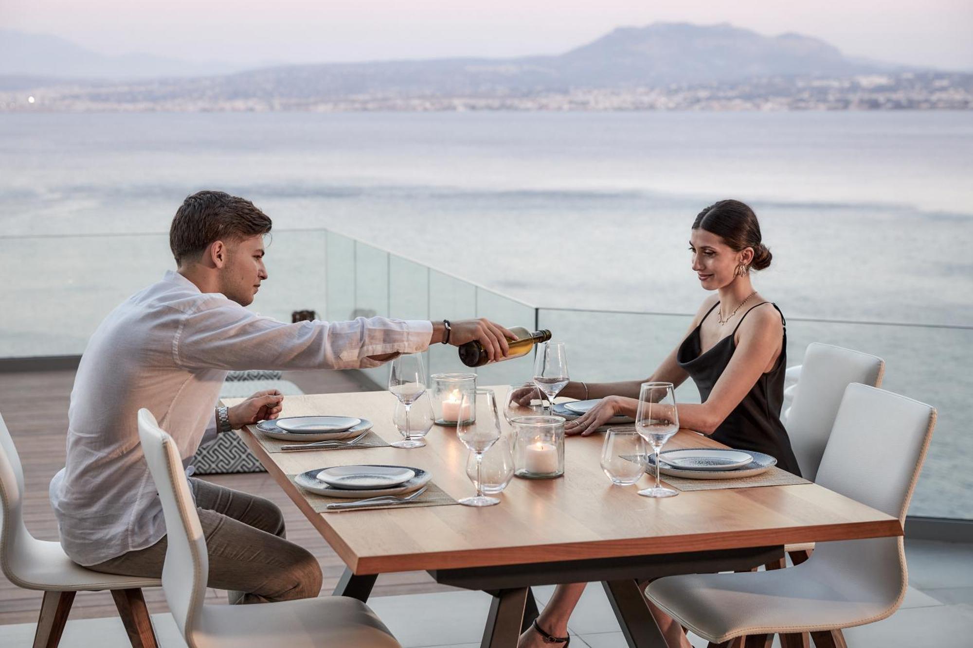 Beachfront Villa In Crete - Epavli Luxury Villa Agia Pelagia Kythira المظهر الخارجي الصورة