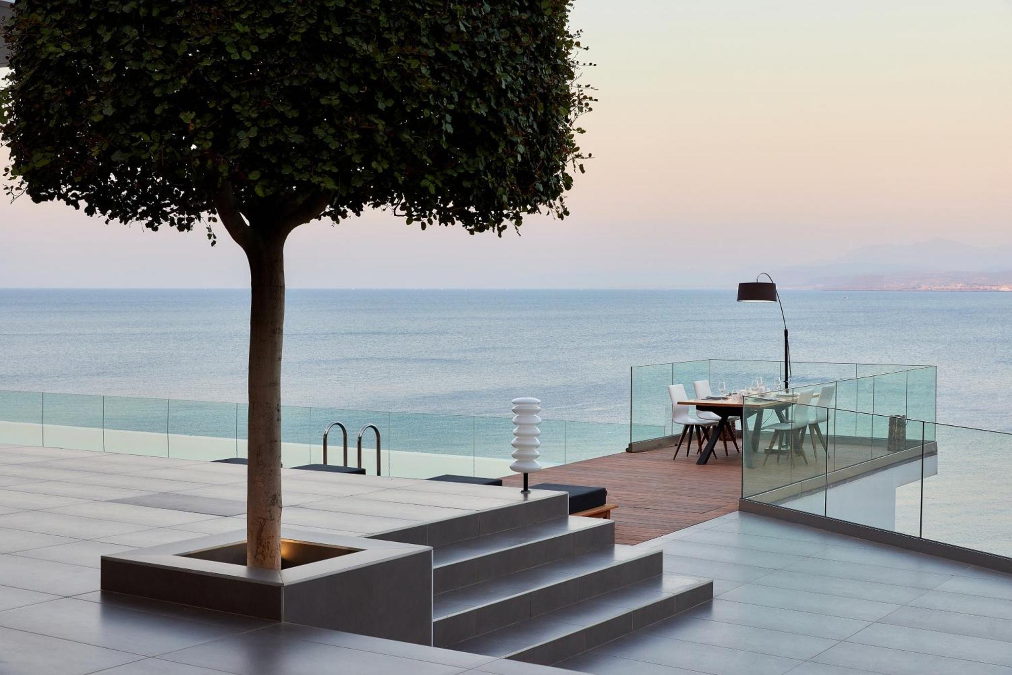 Beachfront Villa In Crete - Epavli Luxury Villa Agia Pelagia Kythira المظهر الخارجي الصورة