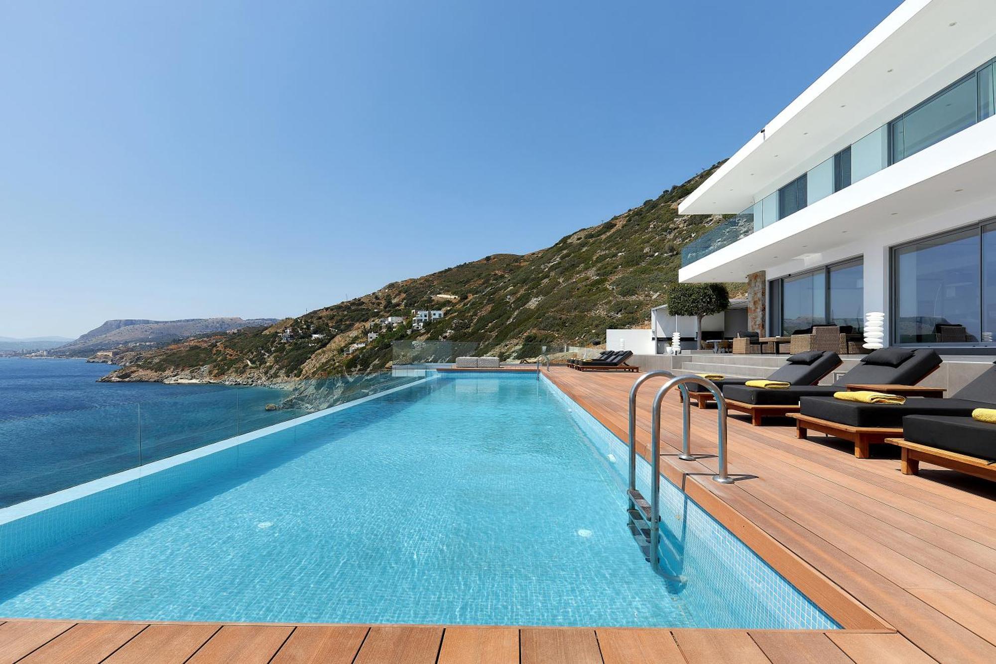 Beachfront Villa In Crete - Epavli Luxury Villa Agia Pelagia Kythira المظهر الخارجي الصورة