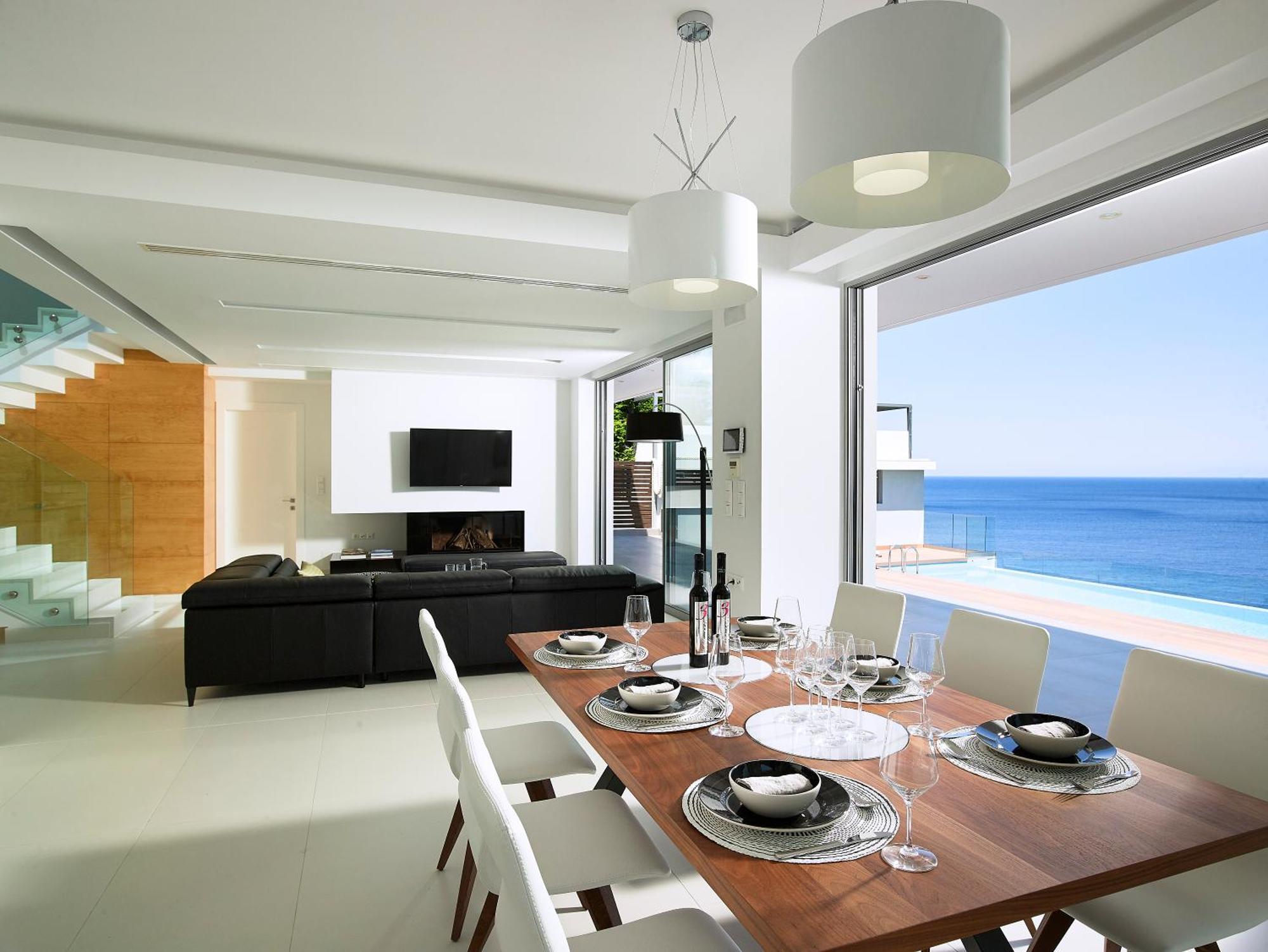 Beachfront Villa In Crete - Epavli Luxury Villa Agia Pelagia Kythira المظهر الخارجي الصورة